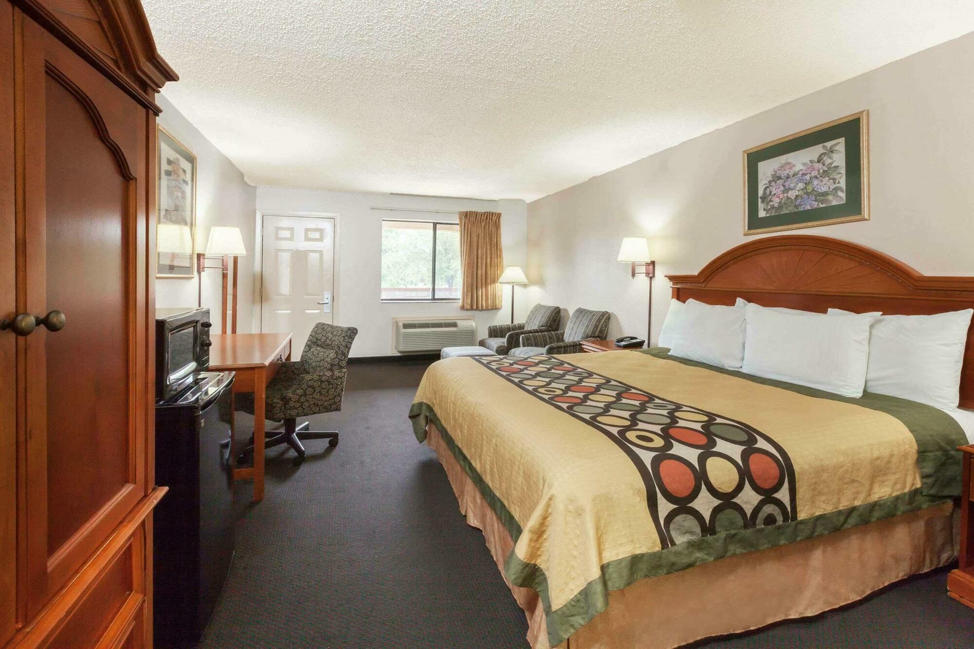 Super 8 By Wyndham Arlington East Hotel Exterior photo
